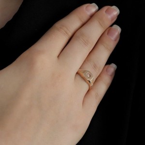 Rose Solitaire Şövalye Yüzük