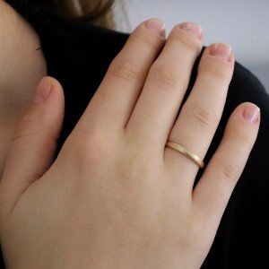 Bombeli 2mm Mat Sarı Alyans (KADIN)