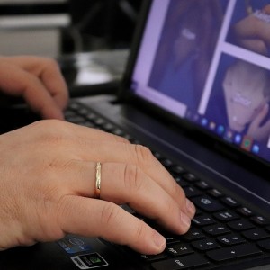 Bombeli 2mm Sarı Alyans (Erkek)