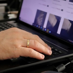 Bombeli 4mm Sarı Alyans (Erkek)