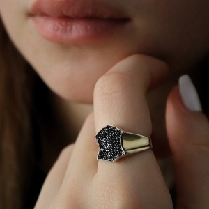 Black Knight III Yüzük