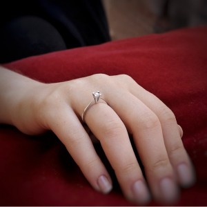 0.15 Karat Pırlanta Tektaş Yüzük