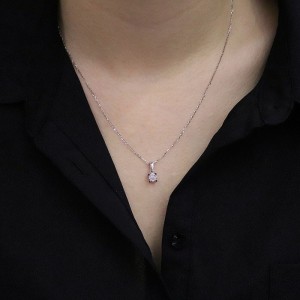 0.12 Karat Pırlanta Bouquet Kolye